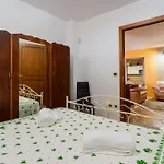 Claudia Apartment *
